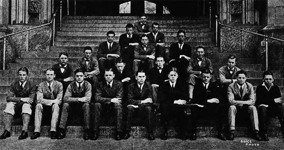 Dan Duryea in the White Plains High School Class of 1924 (fourth from right). Click to see fullsize.