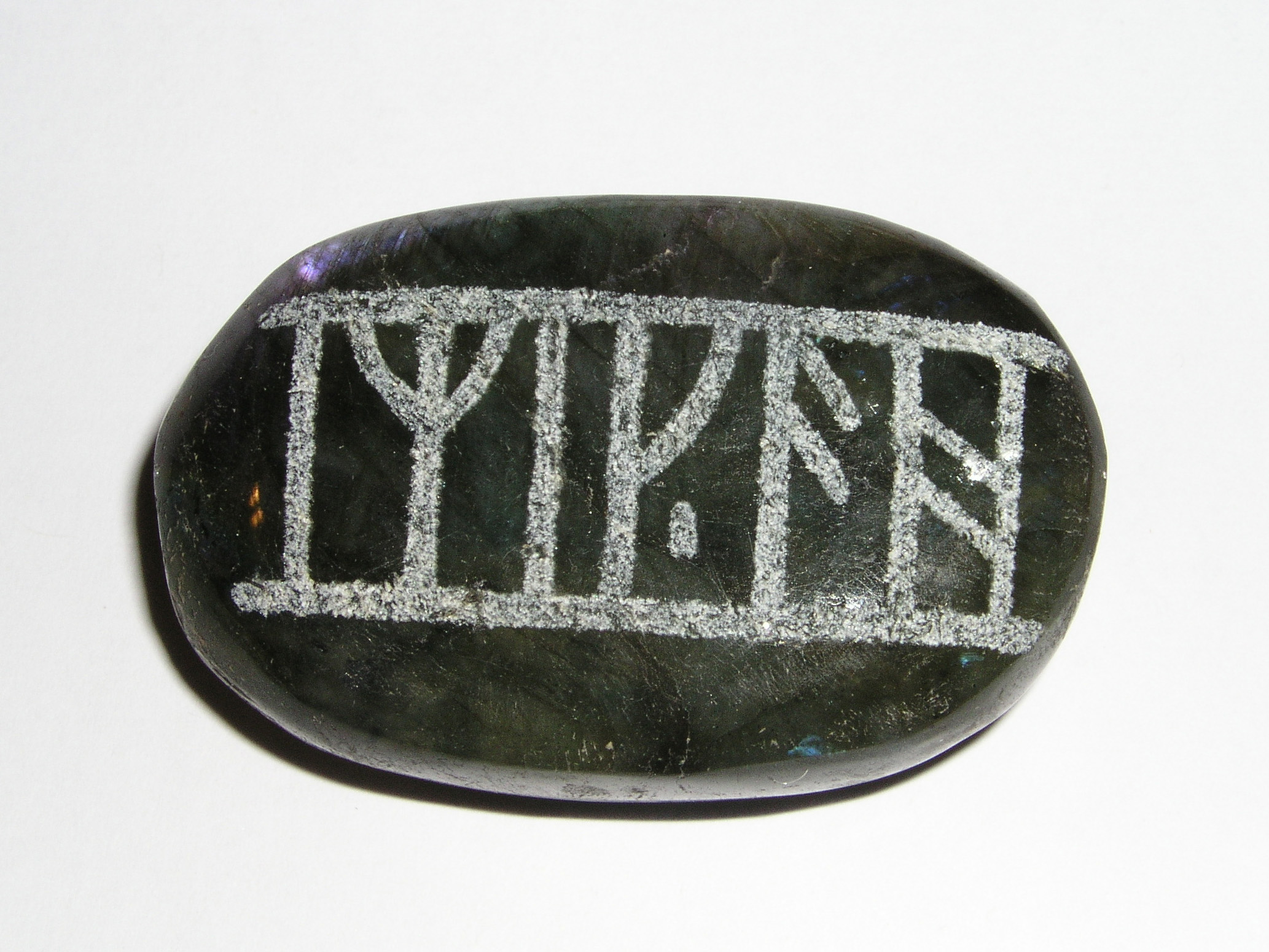 KILI™'S RUNE STONE